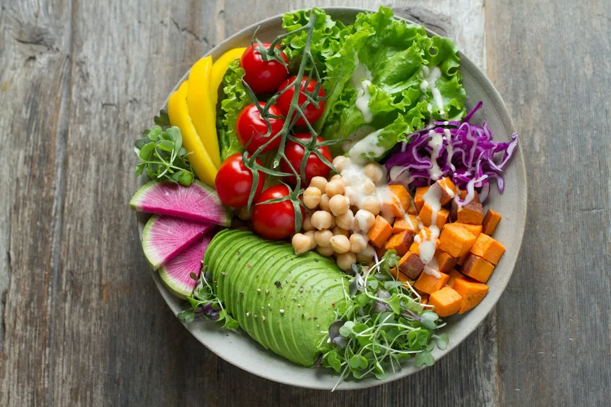 Alimentos frescos y coloridos